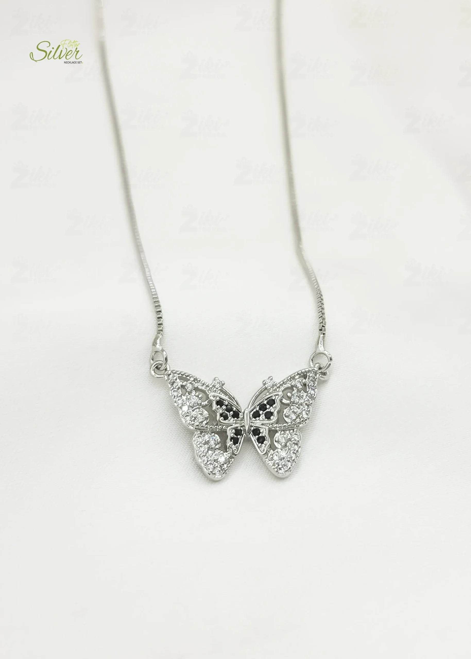 Silver Flutter Necklace Set