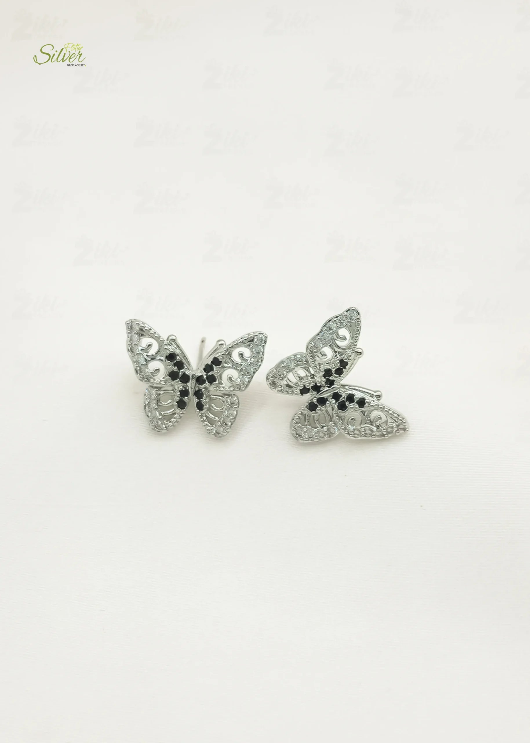 Silver Flutter Necklace Set